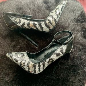 Shoe dazzle Black/silver High heel shoes